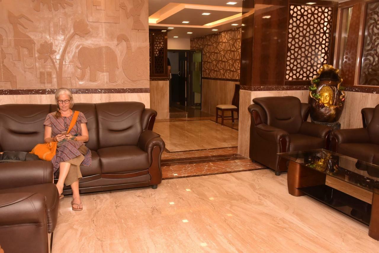 Sri Ram Hotel Tirunelveli Kültér fotó